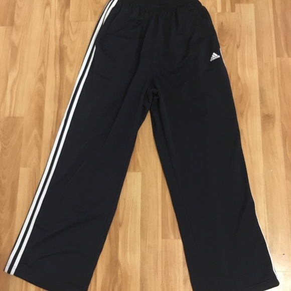 baggy adidas joggers
